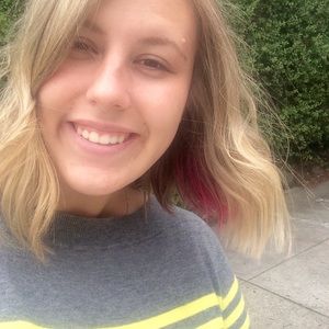 Meet your Posher, Jade